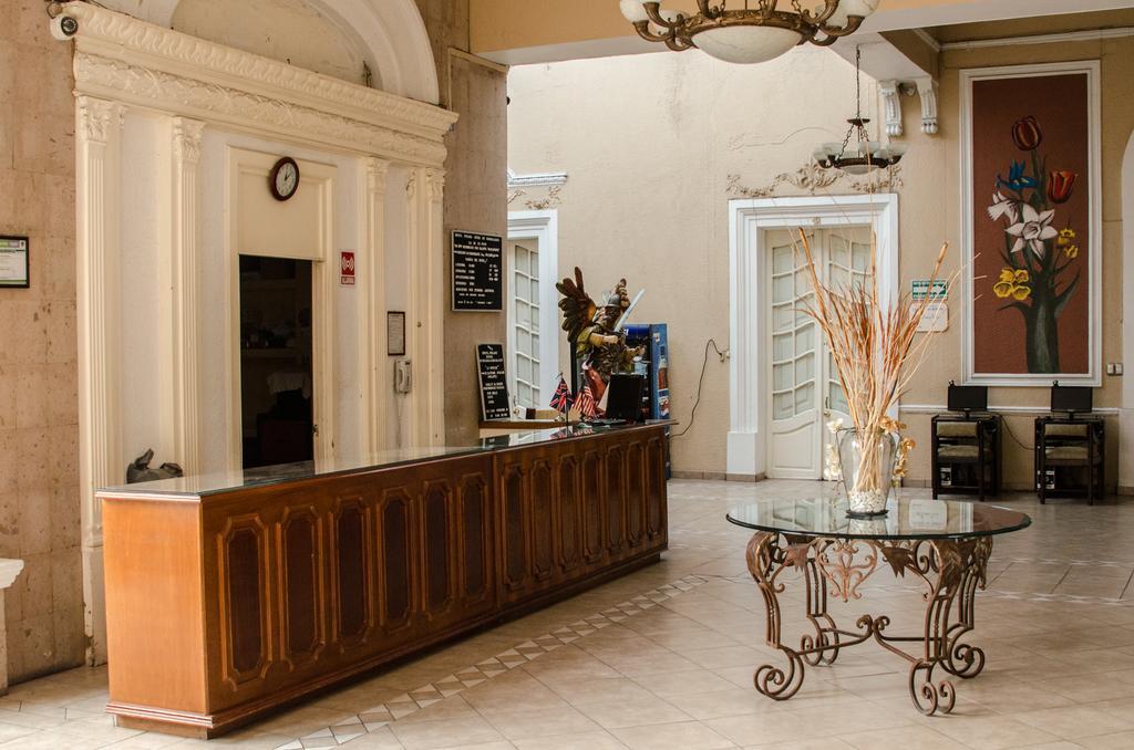 Hotel Posada Regis Guadalajara Dış mekan fotoğraf