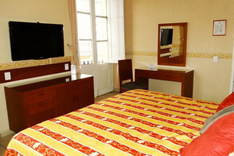 Hotel Posada Regis Guadalajara Dış mekan fotoğraf
