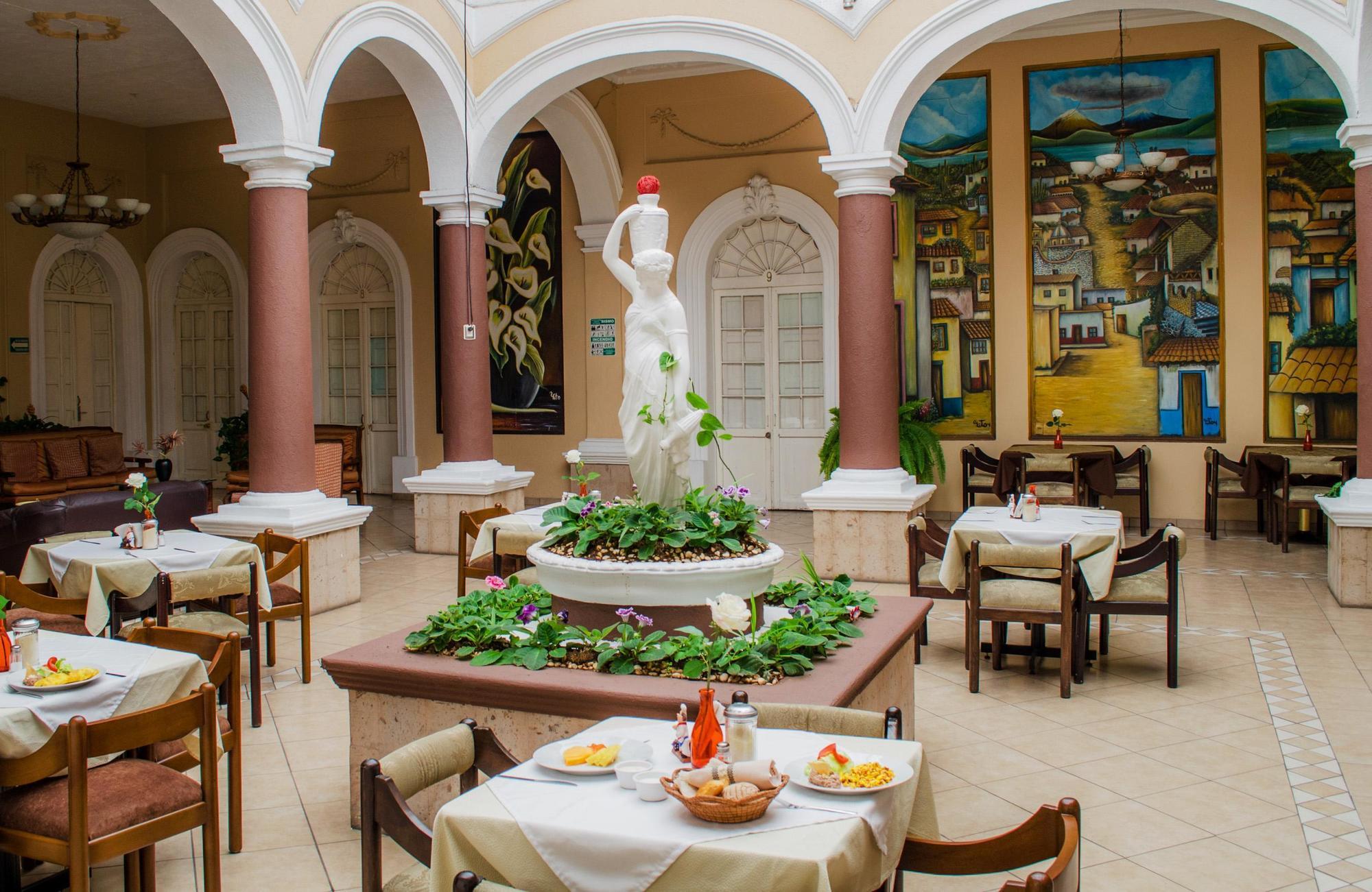 Hotel Posada Regis Guadalajara Dış mekan fotoğraf