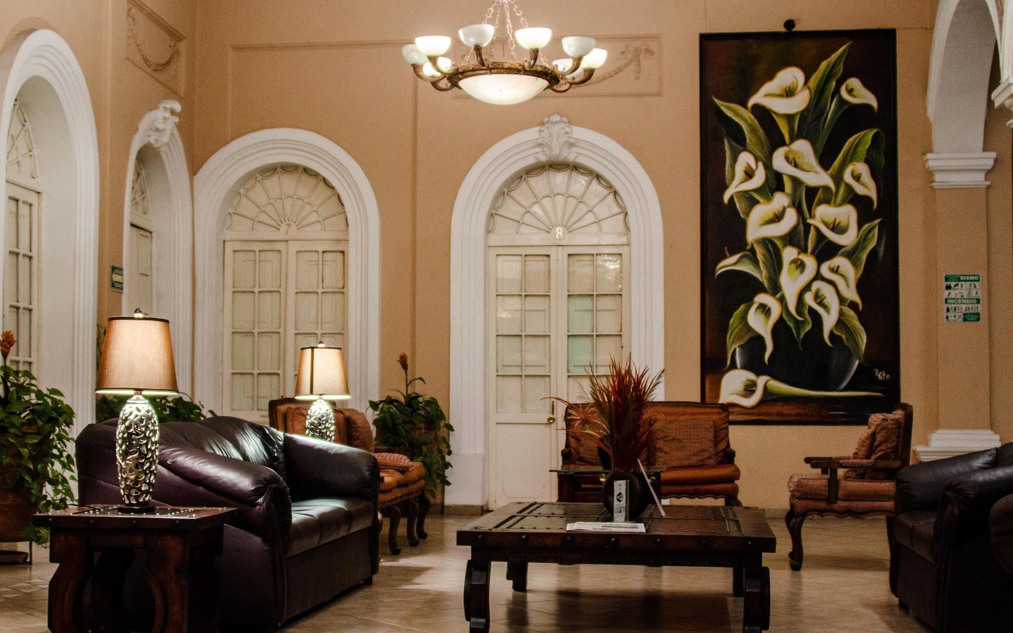 Hotel Posada Regis Guadalajara Dış mekan fotoğraf