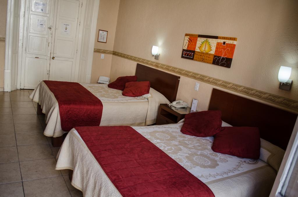 Hotel Posada Regis Guadalajara Dış mekan fotoğraf