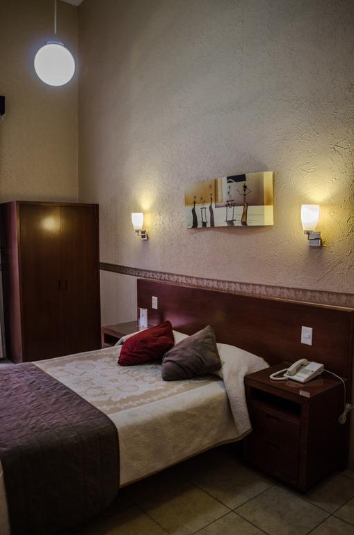 Hotel Posada Regis Guadalajara Dış mekan fotoğraf