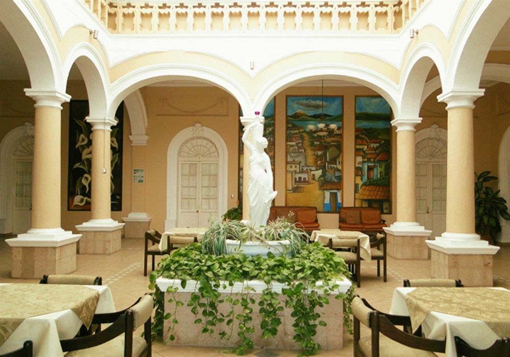 Hotel Posada Regis Guadalajara Dış mekan fotoğraf
